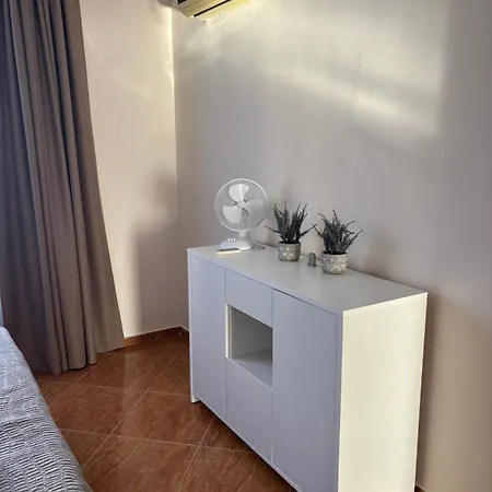 Helios Complex, Apartamento *